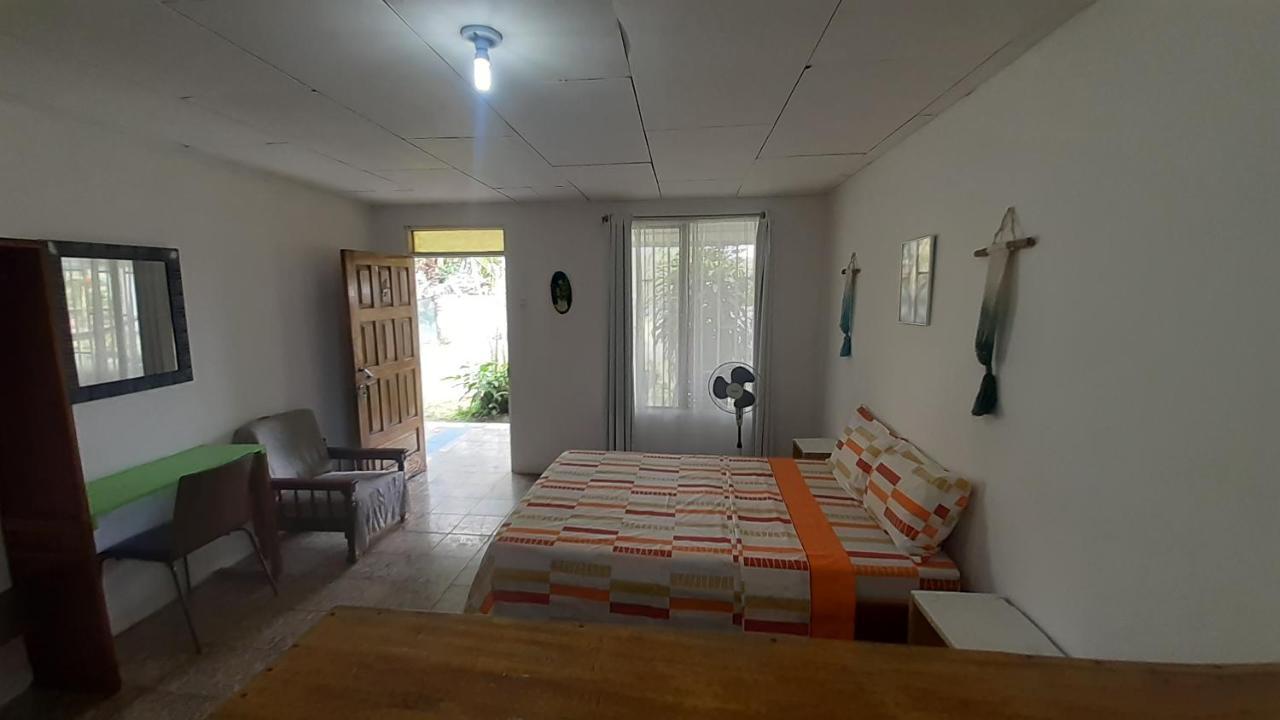 קאוויטה Rooms Palmeras מראה חיצוני תמונה