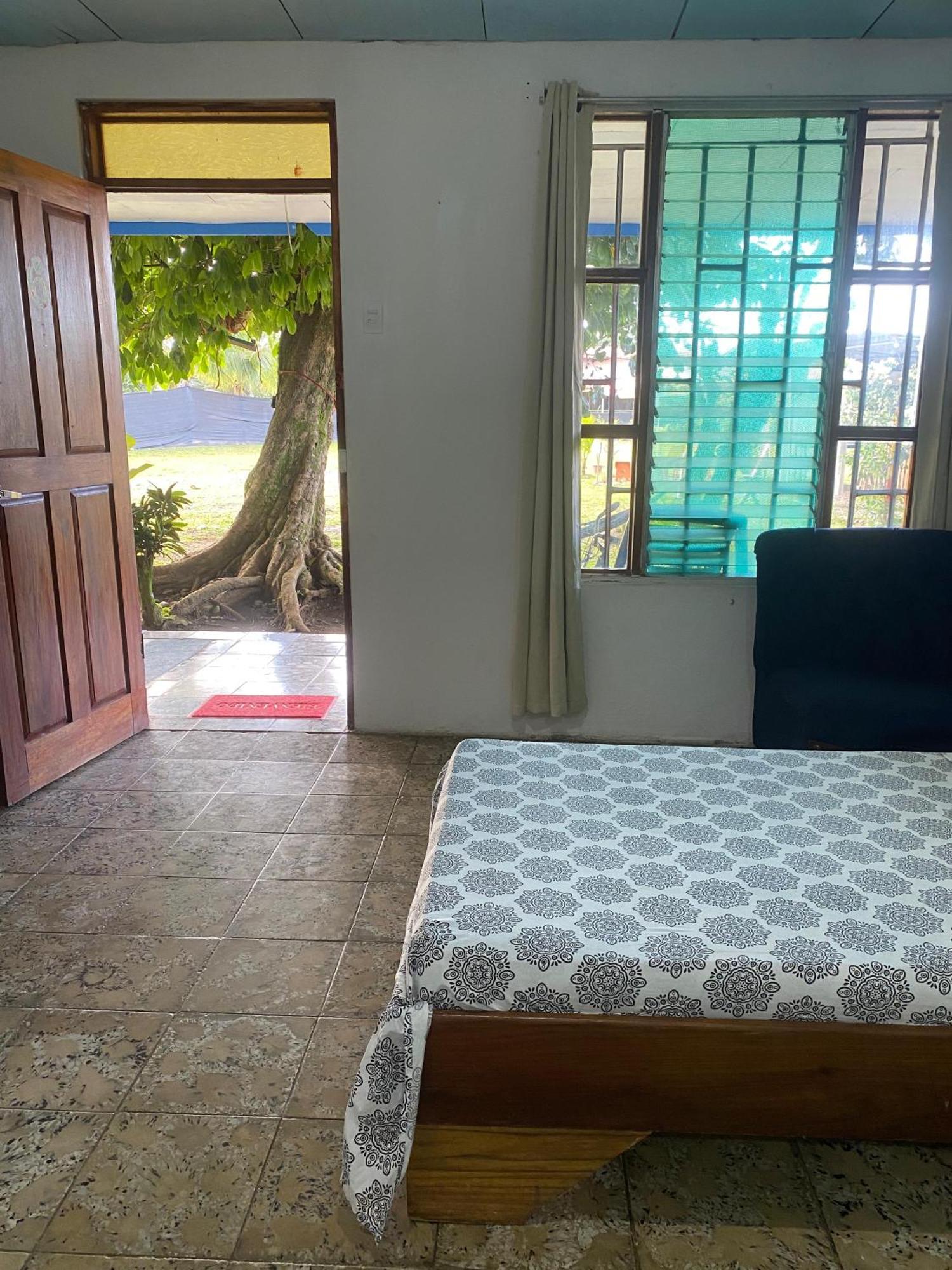 קאוויטה Rooms Palmeras מראה חיצוני תמונה
