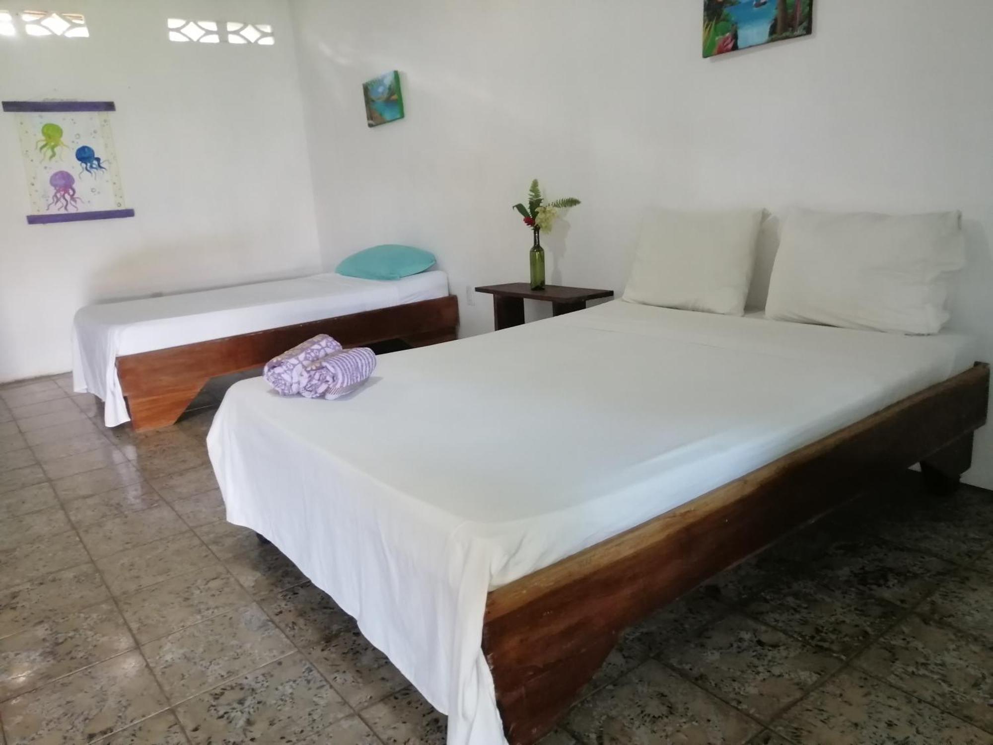 קאוויטה Rooms Palmeras מראה חיצוני תמונה