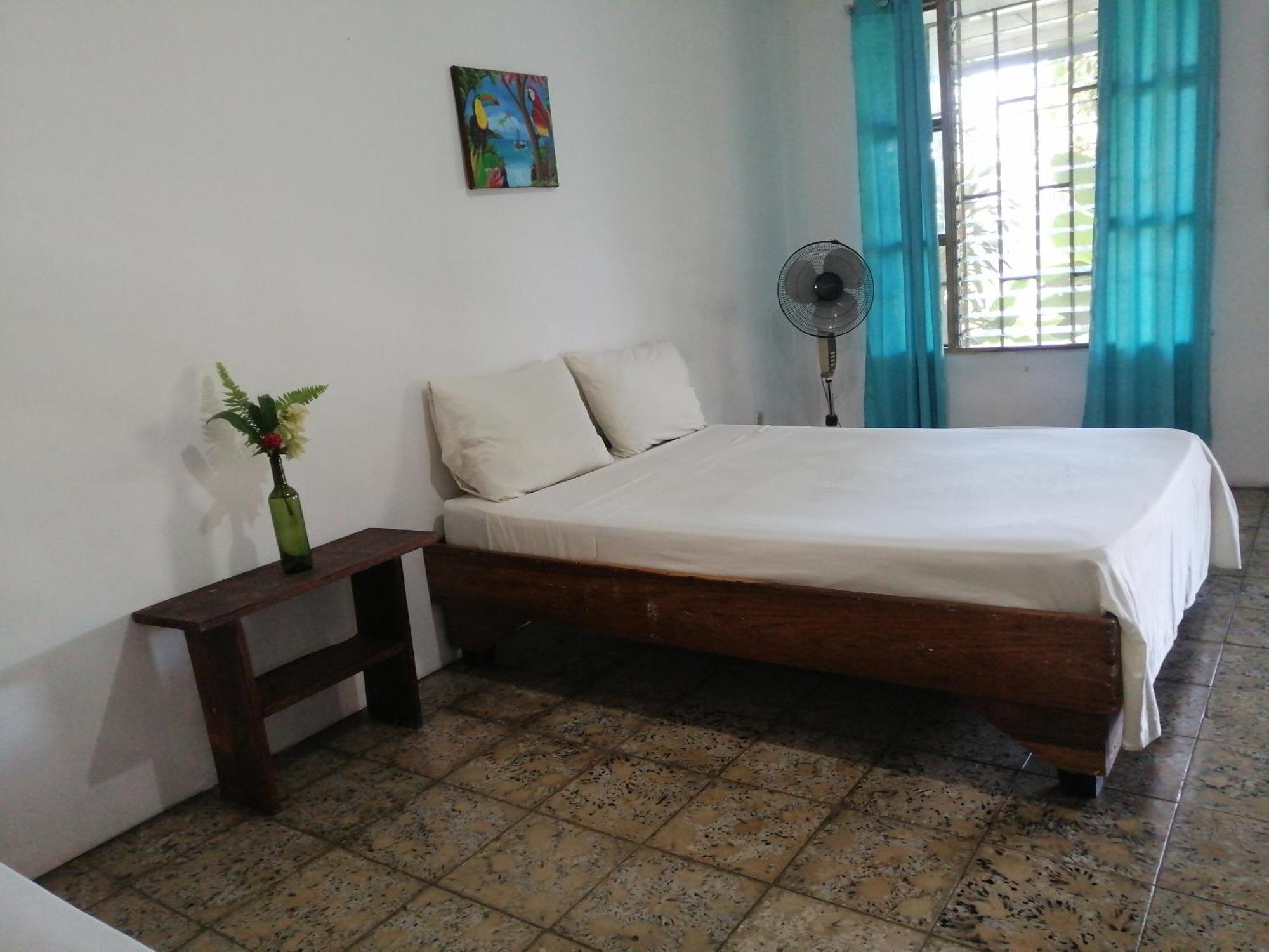 קאוויטה Rooms Palmeras מראה חיצוני תמונה